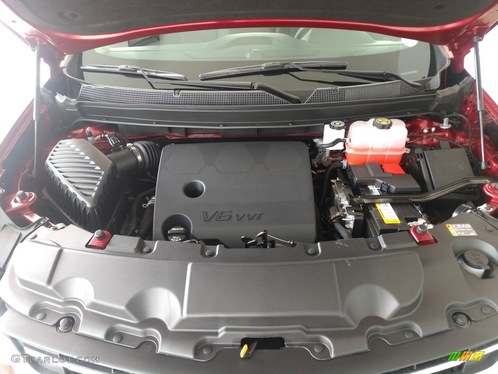 2020 Chevrolet Traverse LT Engine Photos