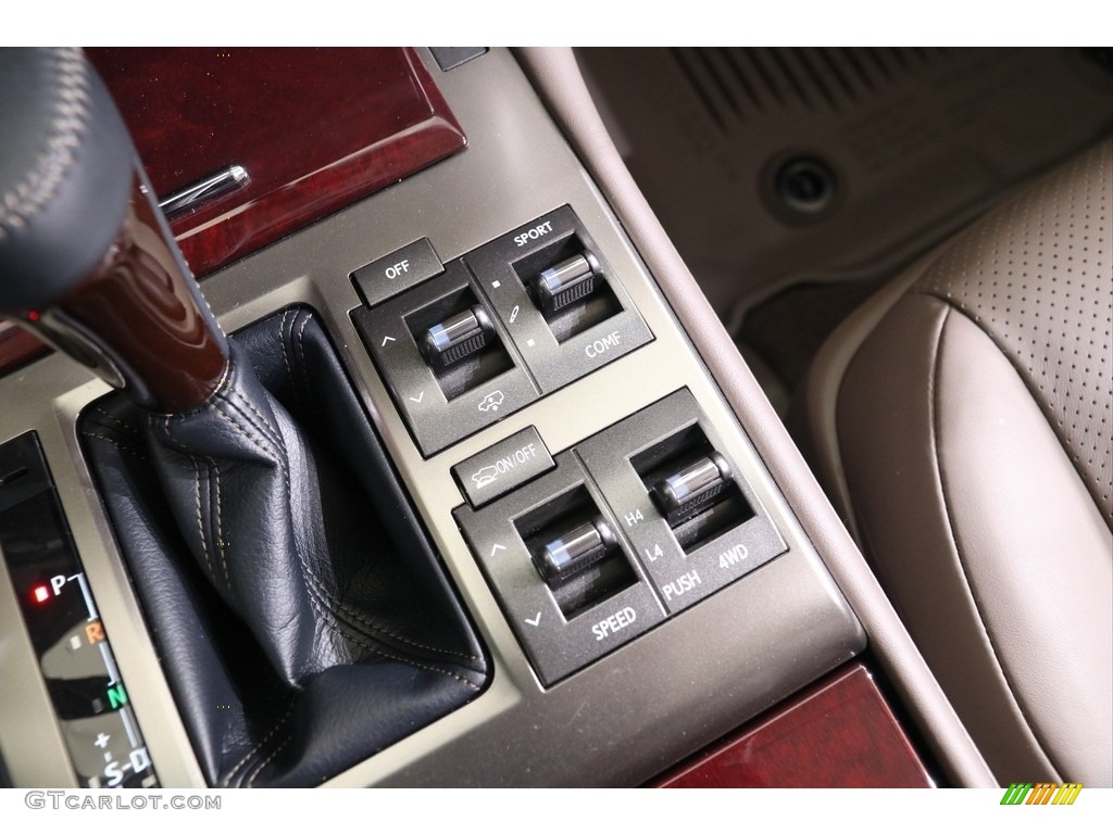 2018 Lexus GX 460 Luxury Controls Photo #139739786