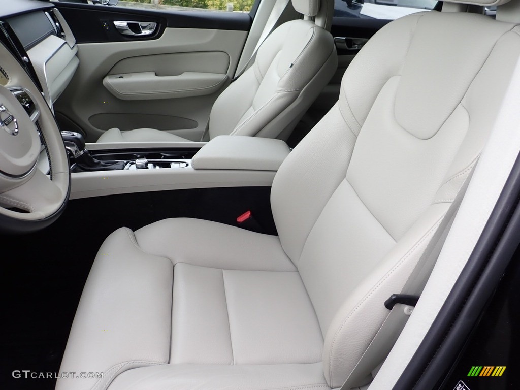 2018 Volvo XC60 T5 AWD Inscription Front Seat Photo #139740446