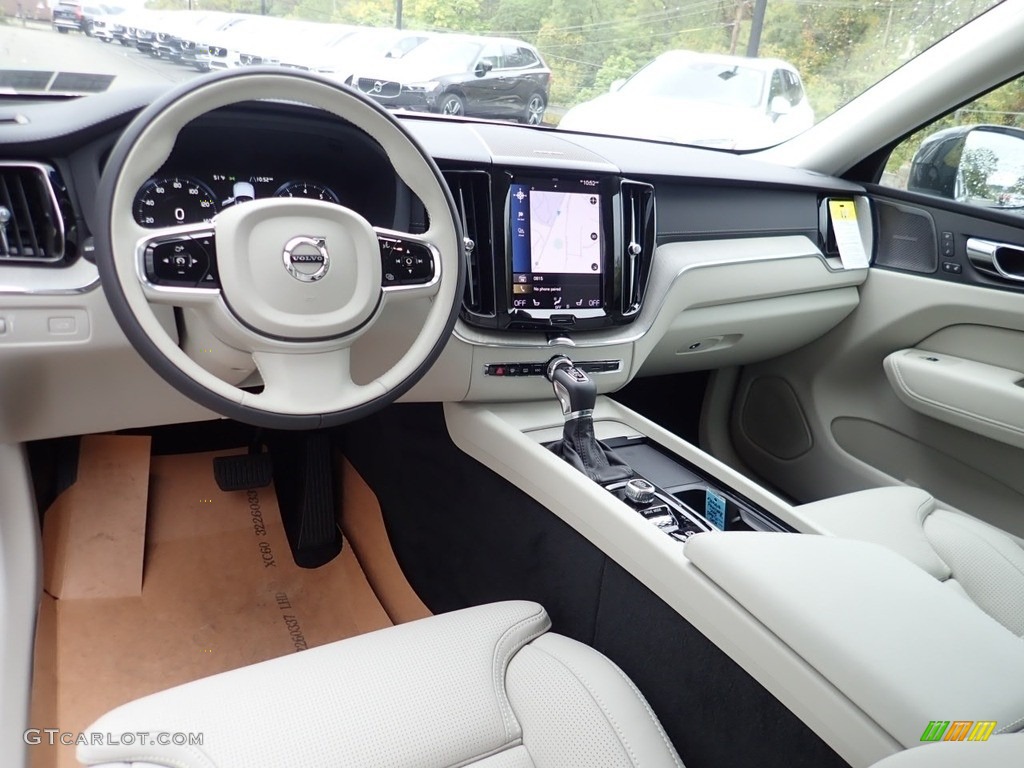 Blonde/Charcoal Interior 2021 Volvo XC60 T5 AWD Inscription Photo #139741910