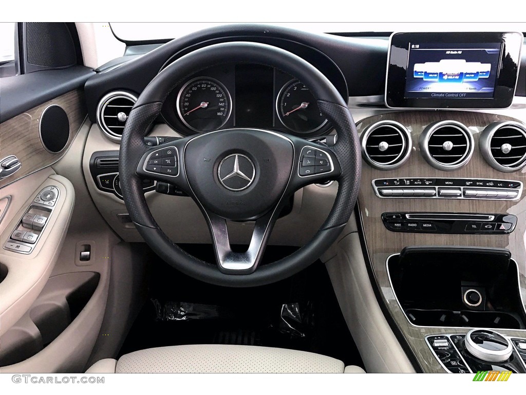 2018 Mercedes-Benz GLC 300 4Matic Coupe Dashboard Photos