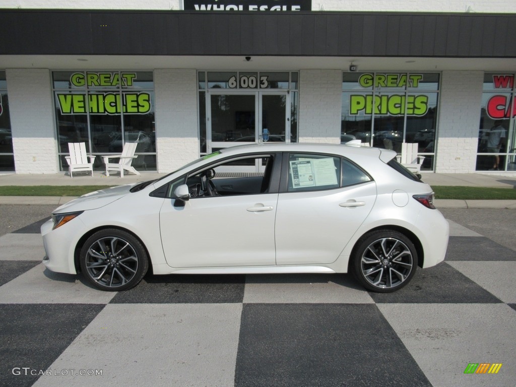 2020 Corolla Hatchback XSE - Blizzard Pearl / Moonstone photo #1