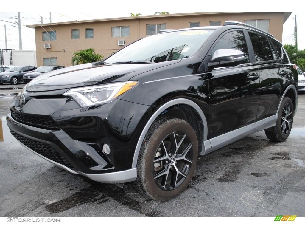 Black 2018 Toyota RAV4 SE Exterior Photo #139748057