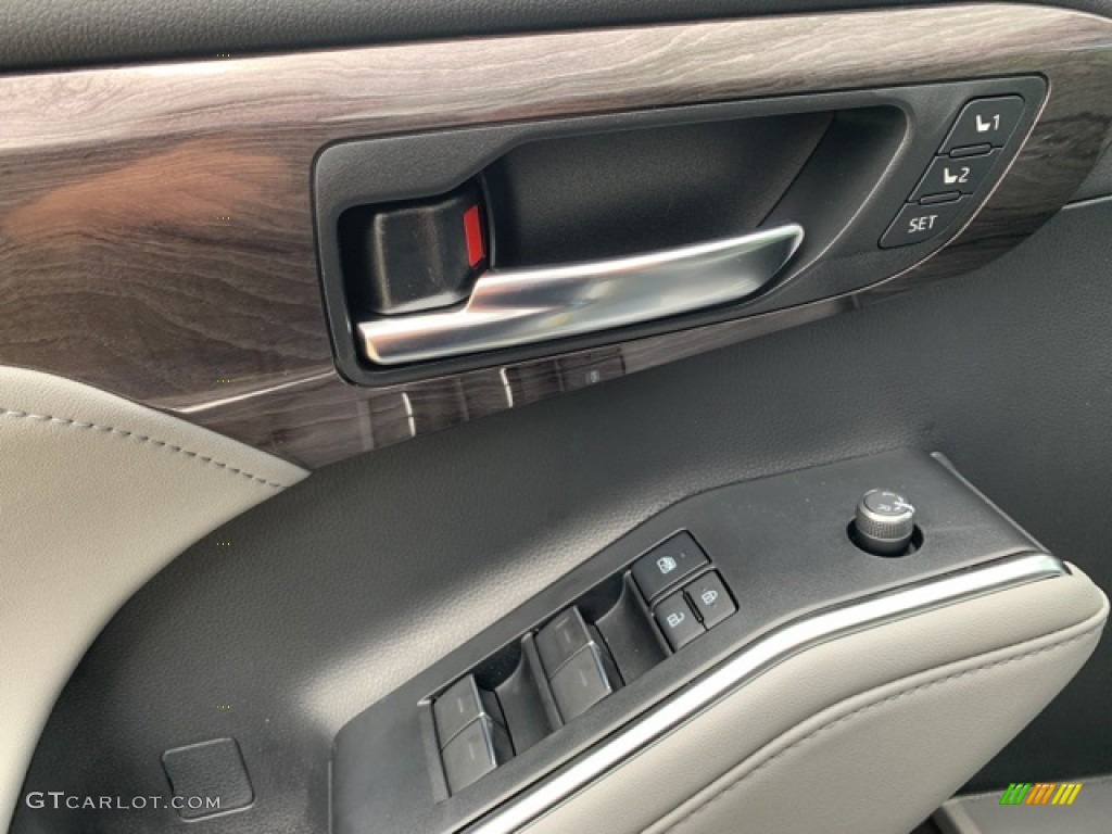 2021 Toyota Highlander Hybrid Platinum AWD Controls Photo #139751750