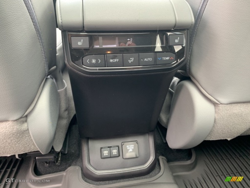 2021 Toyota Highlander Hybrid Platinum AWD Controls Photo #139751867
