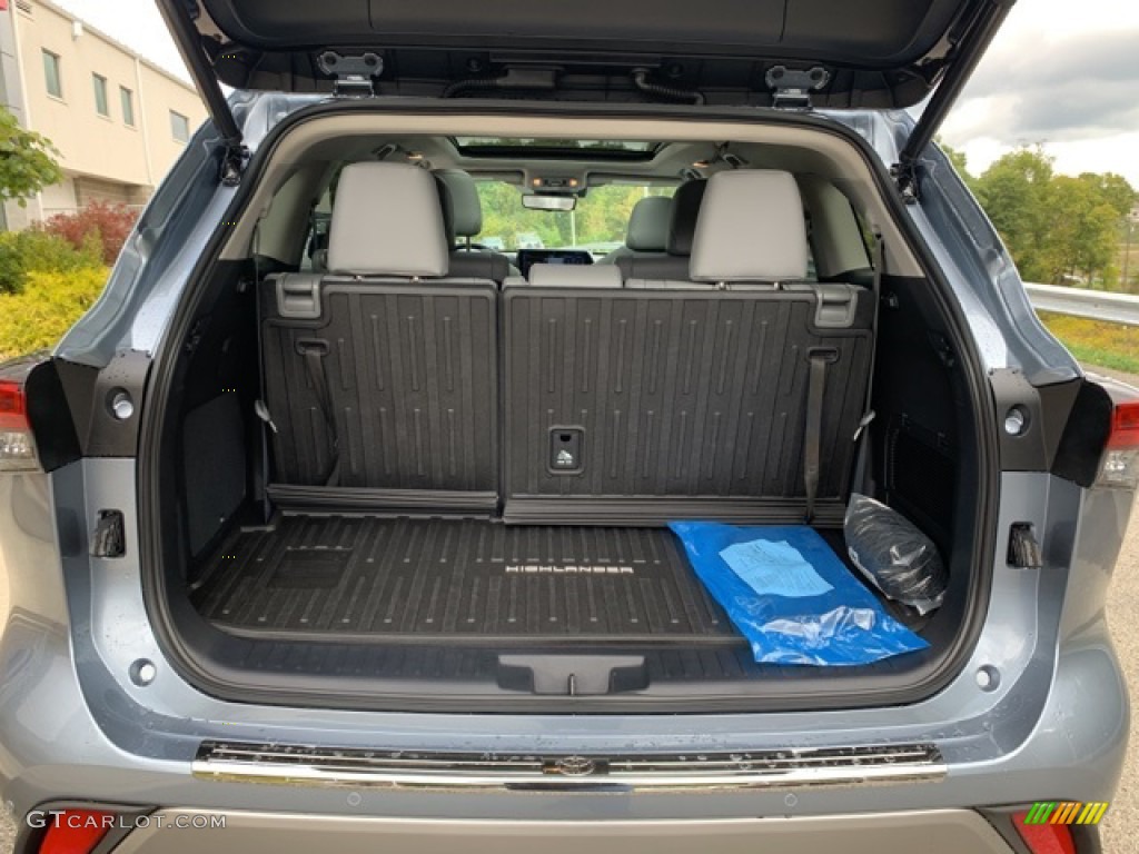 2021 Toyota Highlander Hybrid Platinum AWD Trunk Photo #139751891