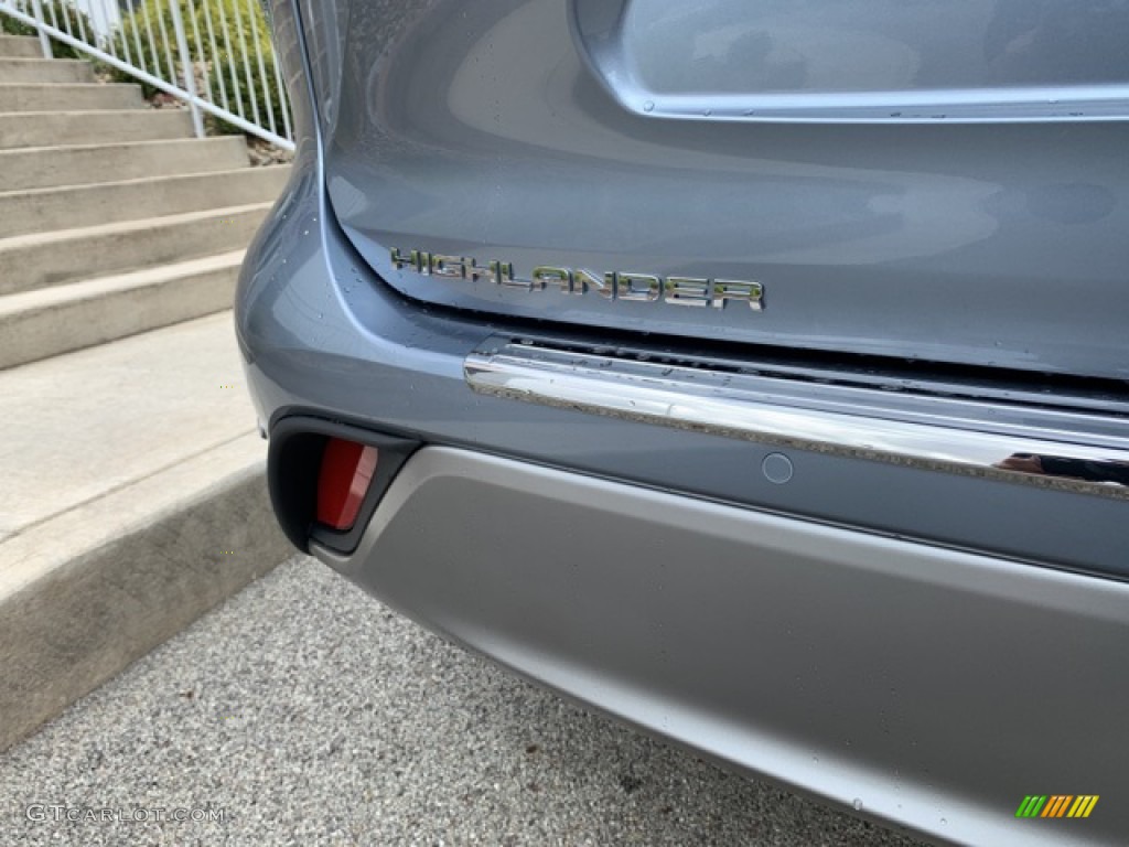 2021 Toyota Highlander Hybrid Platinum AWD Marks and Logos Photo #139751921