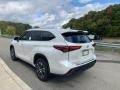 2021 Blizzard White Pearl Toyota Highlander XLE AWD  photo #2