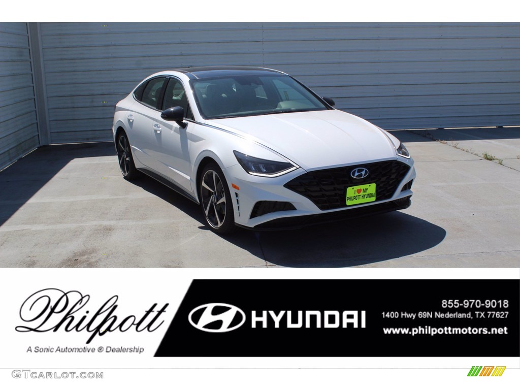 Hyper White Hyundai Sonata