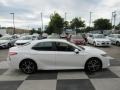 Super White - Camry SE Photo No. 3