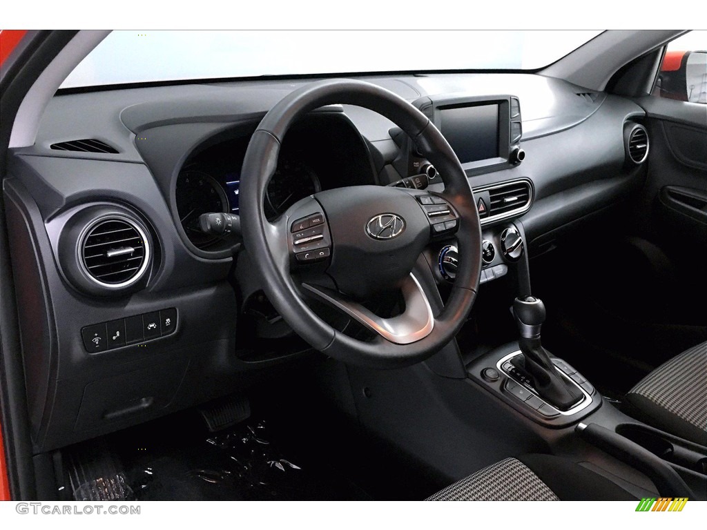 2019 Kona SEL - Sunset Orange / Black photo #21