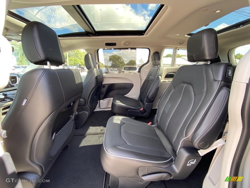 2020 Chrysler Pacifica Limited Rear Seat Photo #139755293