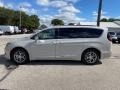 2020 Luxury White Pearl Chrysler Pacifica Limited  photo #9