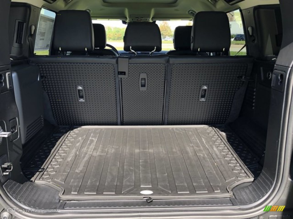 2020 Land Rover Defender 110 S Trunk Photo #139755941