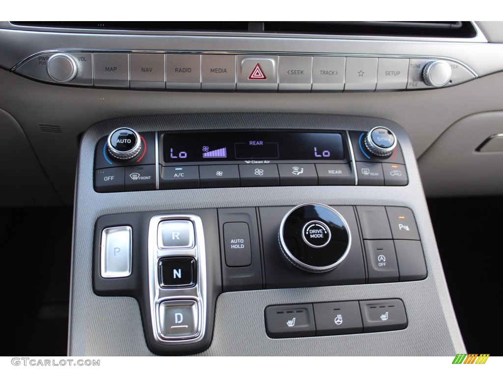 2021 Hyundai Palisade SEL Controls Photos