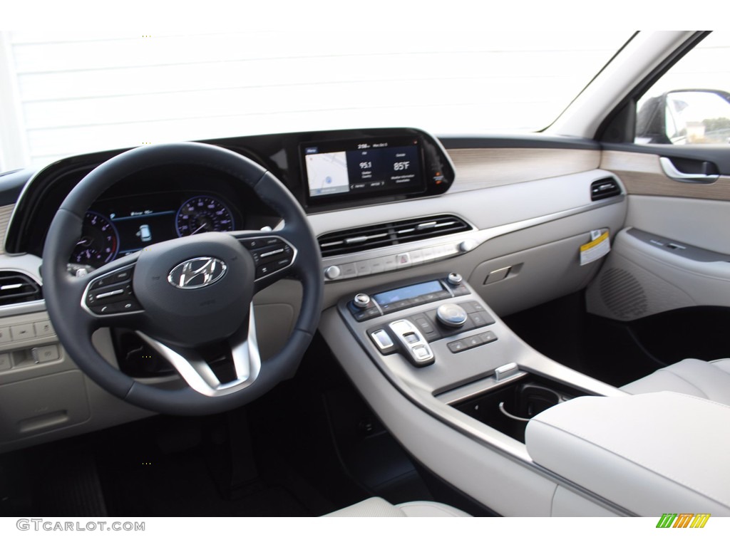 2021 Hyundai Palisade SEL Dashboard Photos