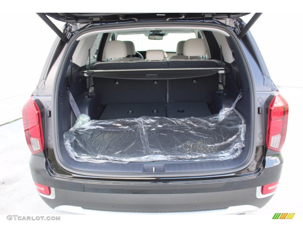 2021 Hyundai Palisade SEL Trunk Photos