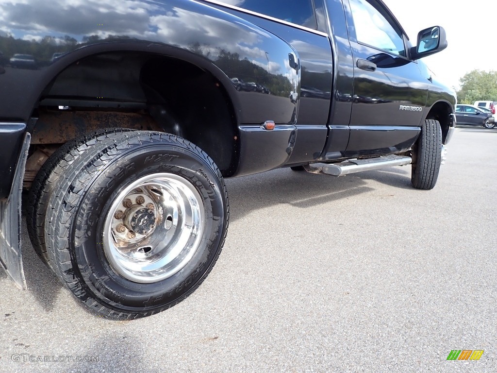 2004 Ram 3500 SLT Regular Cab 4x4 Dually - Black / Dark Slate Gray photo #11