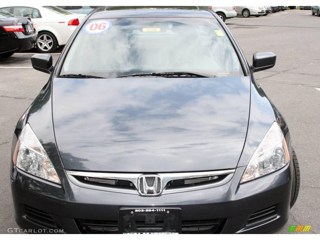 2006 Accord EX-L V6 Sedan - Graphite Pearl / Gray photo #2