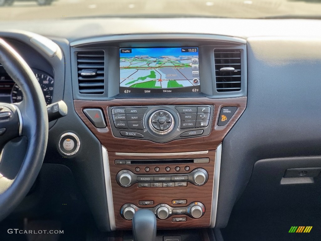 2019 Pathfinder Platinum 4x4 - Pearl White Tricoat / Charcoal photo #2