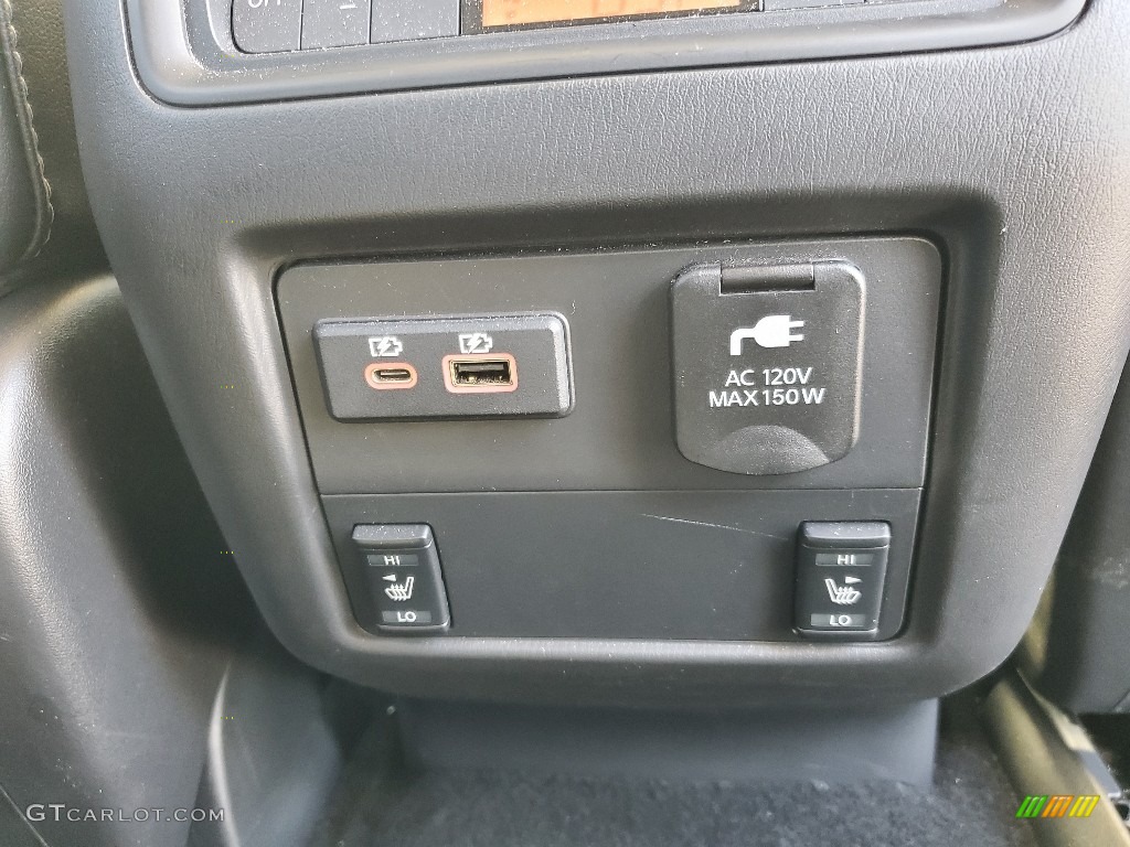 2019 Pathfinder Platinum 4x4 - Pearl White Tricoat / Charcoal photo #10