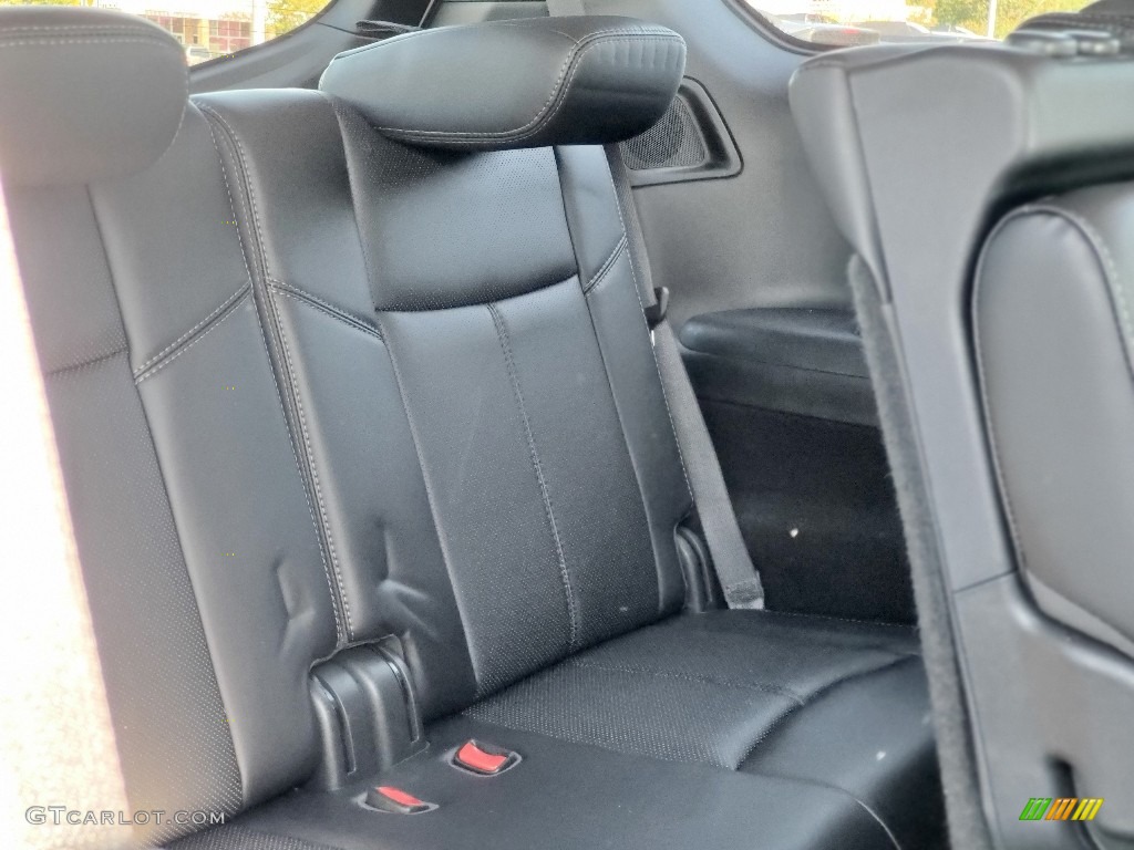 2019 Pathfinder Platinum 4x4 - Pearl White Tricoat / Charcoal photo #13