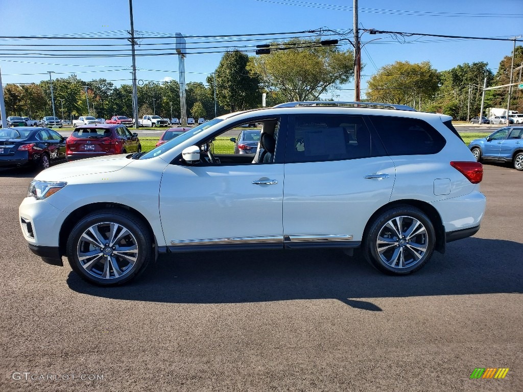 2019 Pathfinder Platinum 4x4 - Pearl White Tricoat / Charcoal photo #17