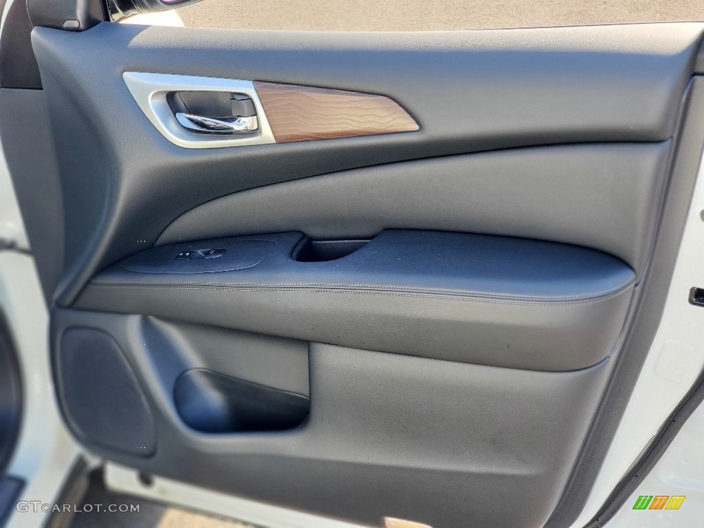 2019 Pathfinder Platinum 4x4 - Pearl White Tricoat / Charcoal photo #23