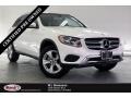 Polar White - GLC 300 Photo No. 1