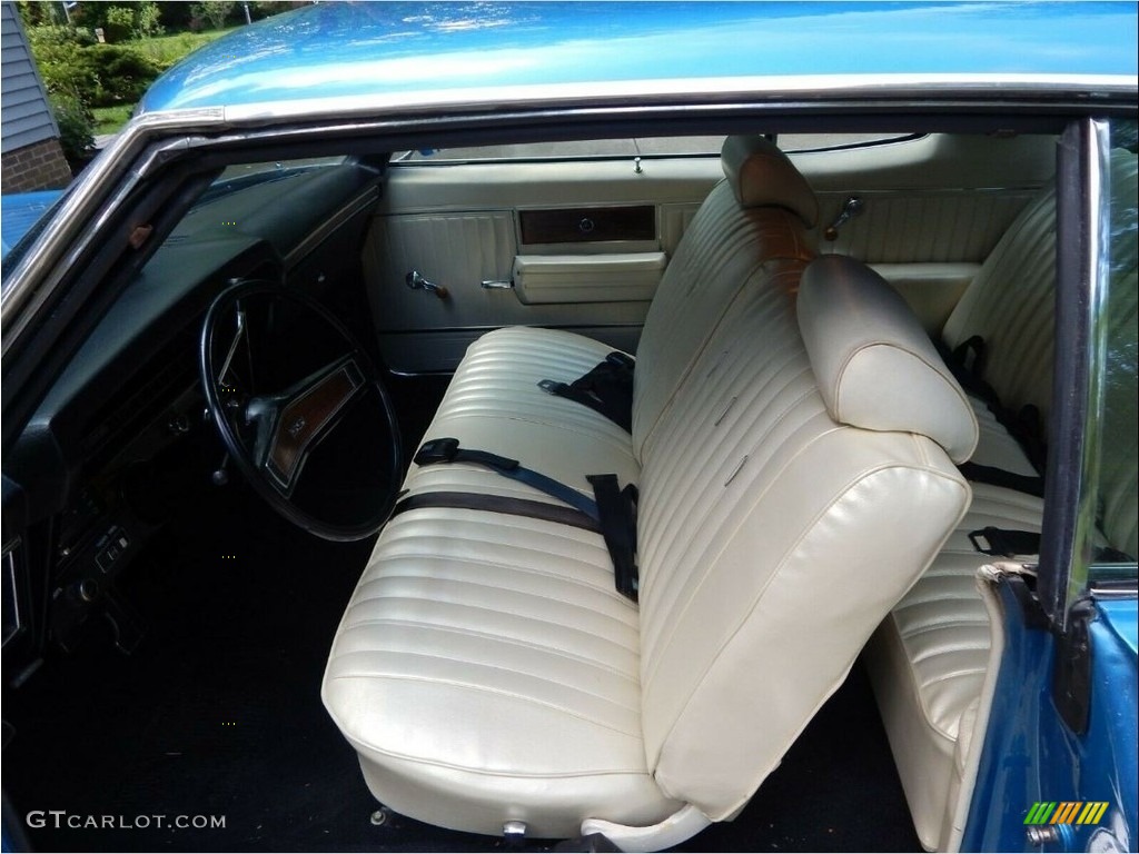 Parchment Interior 1969 Chevrolet Impala SS Sport Coupe Photo #139774395
