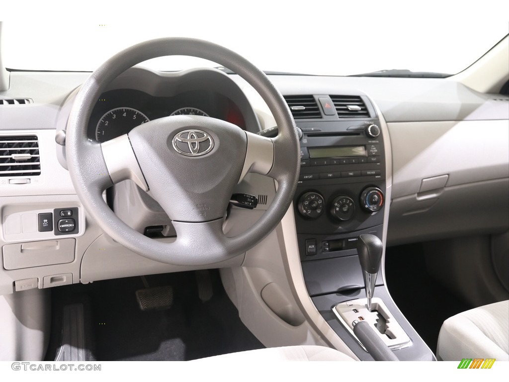 2010 Corolla LE - Classic Silver Metallic / Ash photo #6