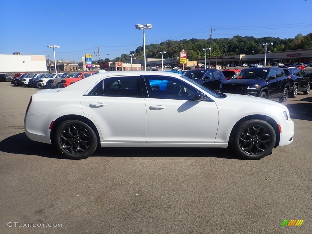 2020 300 Touring AWD - Bright White / Black photo #4