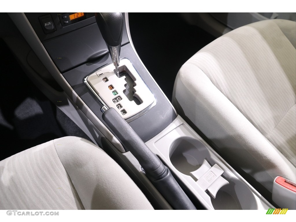 2010 Corolla LE - Classic Silver Metallic / Ash photo #10