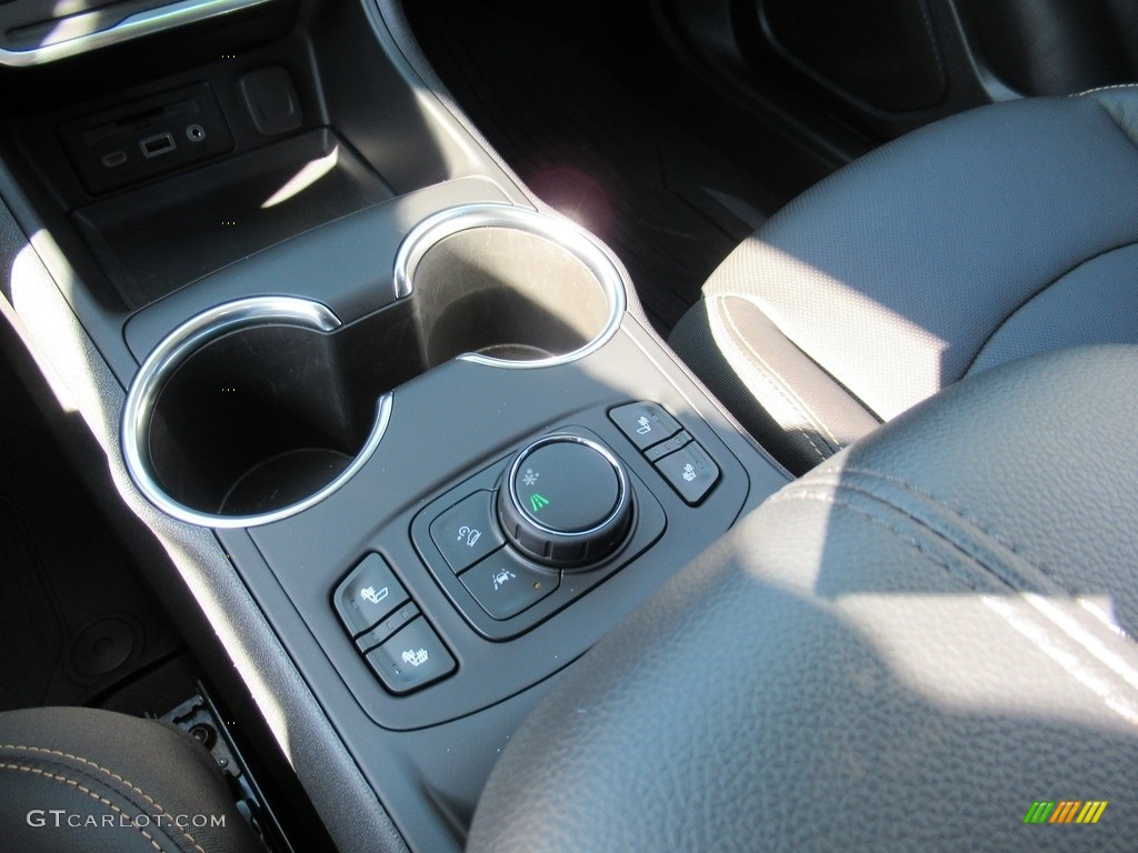 2020 GMC Terrain SLT Controls Photos