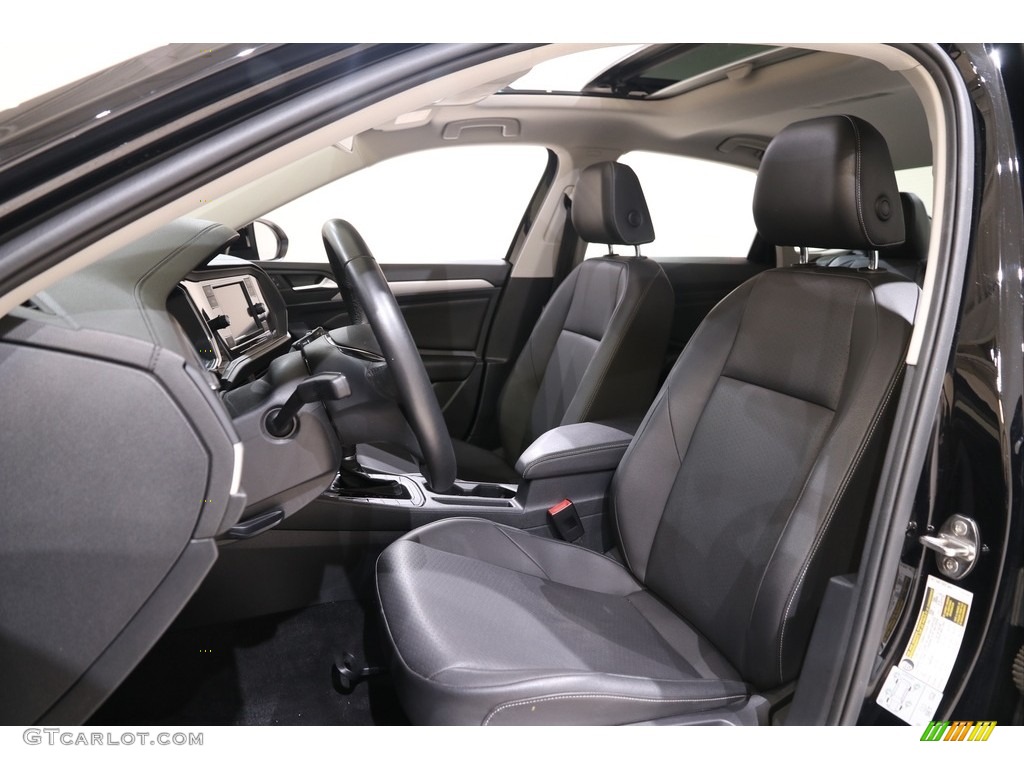 2019 Volkswagen Jetta SE Front Seat Photos