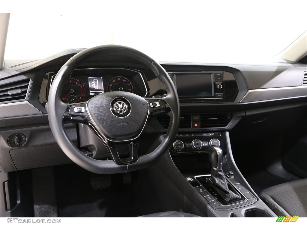 2019 Jetta SE - Black / Titan Black photo #6