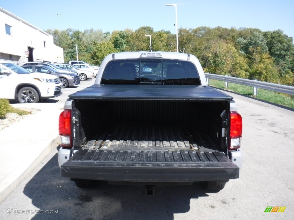 2018 Tacoma TRD Sport Double Cab 4x4 - Cement / Black photo #20