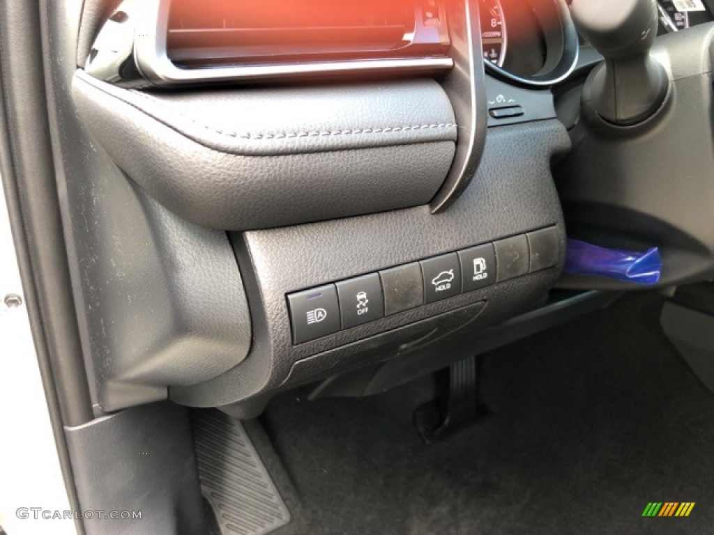2020 Toyota Camry SE AWD Nightshade Edition Controls Photo #139781237