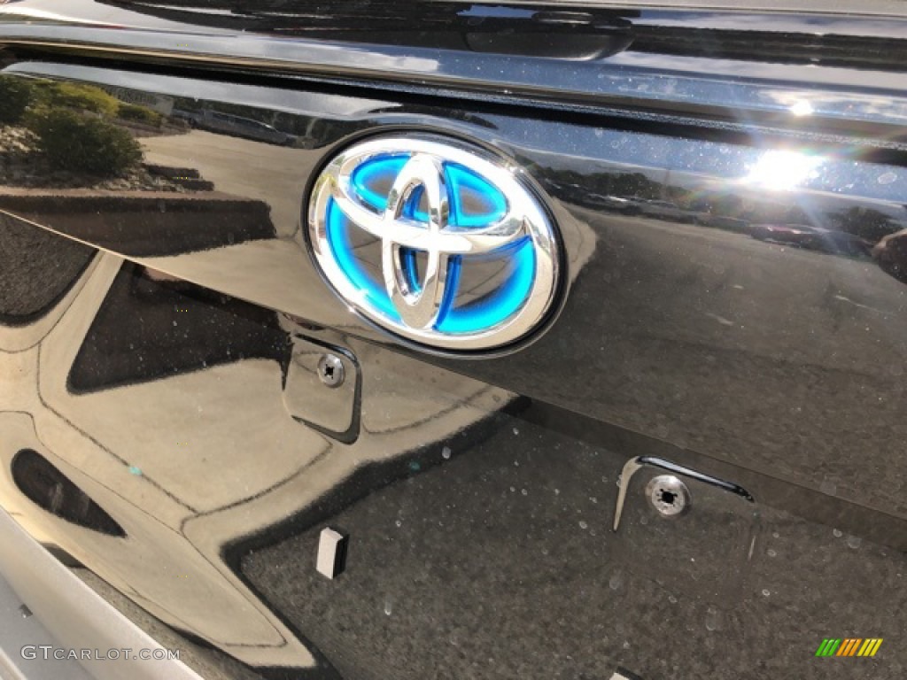 2021 RAV4 XLE AWD Hybrid - Midnight Black Metallic / Black photo #29