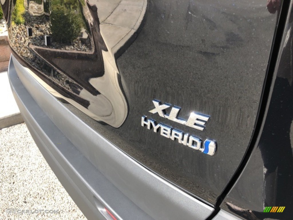 2021 RAV4 XLE AWD Hybrid - Midnight Black Metallic / Black photo #31