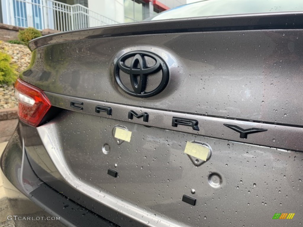 2020 Toyota Camry XSE Marks and Logos Photo #139785309