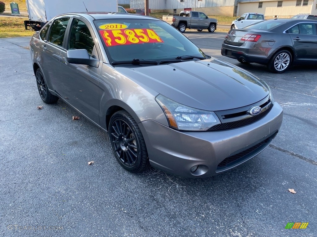 2011 Focus SES Sedan - Sterling Gray Metallic / Charcoal Black photo #4