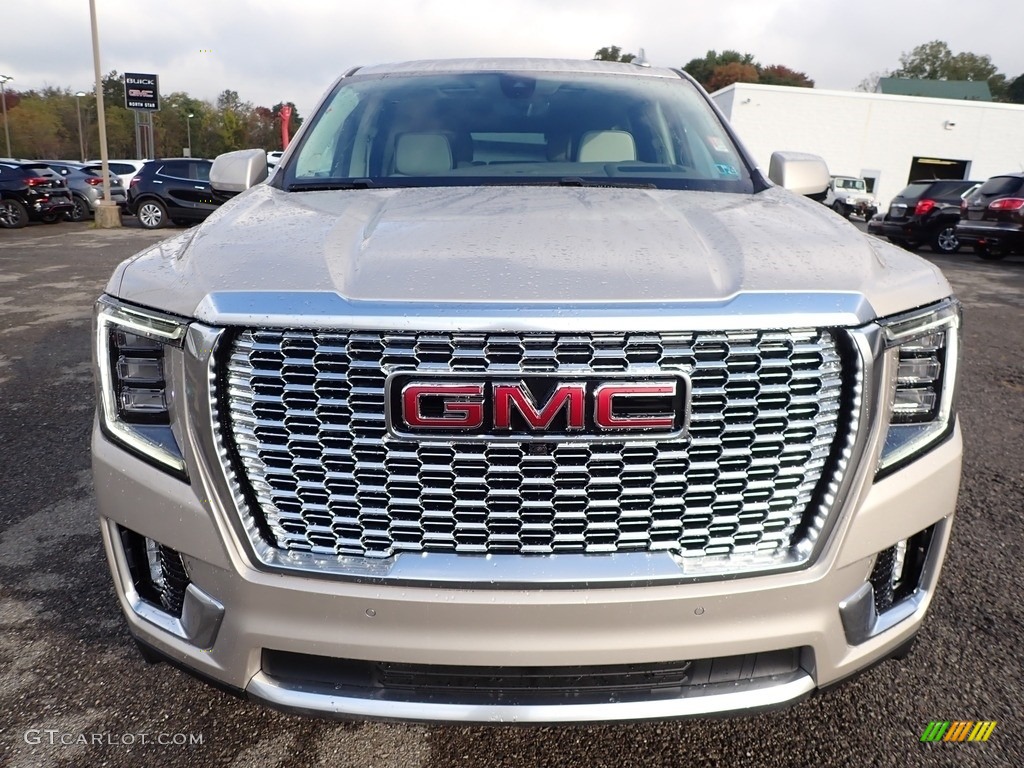 2021 Pearl Beige Metallic GMC Yukon Denali 4WD 139788636 Photo 2