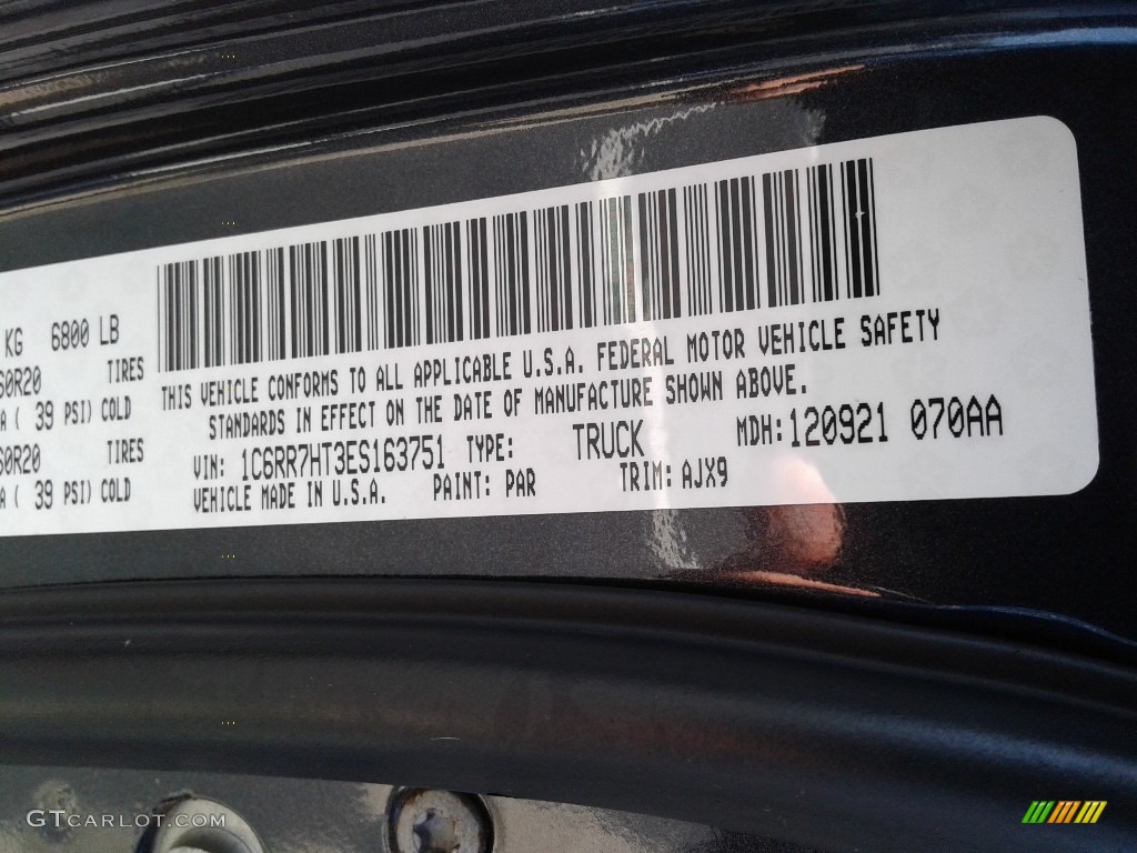 2014 1500 Sport Quad Cab 4x4 - Maximum Steel Metallic / Black photo #33