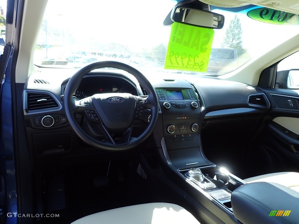 2019 Edge SE AWD - Blue Metallic / Dune photo #12