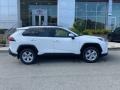 Super White - RAV4 XLE AWD Photo No. 29