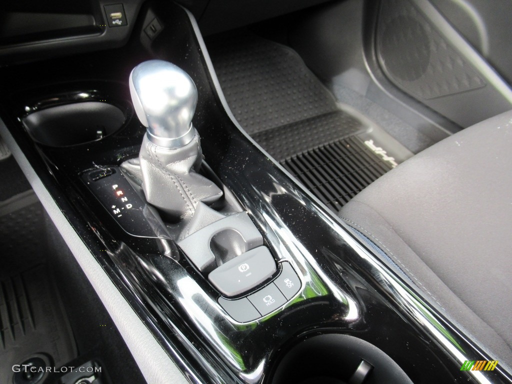 2020 Toyota C-HR XLE CVT Automatic Transmission Photo #139795077