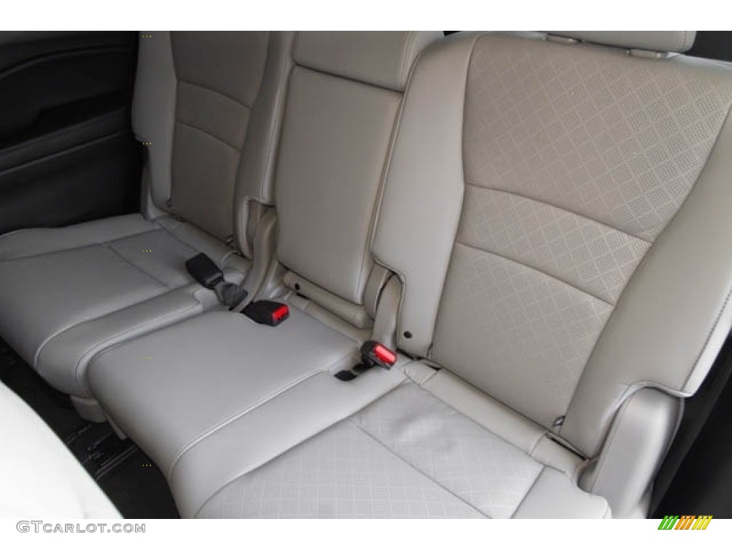 2021 Honda Passport EX-L Rear Seat Photo #139795237