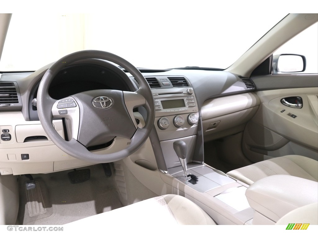 2011 Camry LE - Aloe Green Metallic / Bisque photo #7