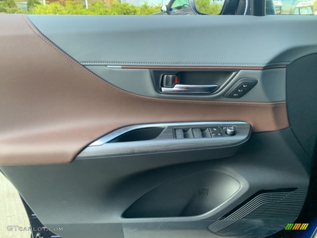 2021 Toyota Venza Hybrid Limited AWD Java/Black Door Panel Photo #139797448